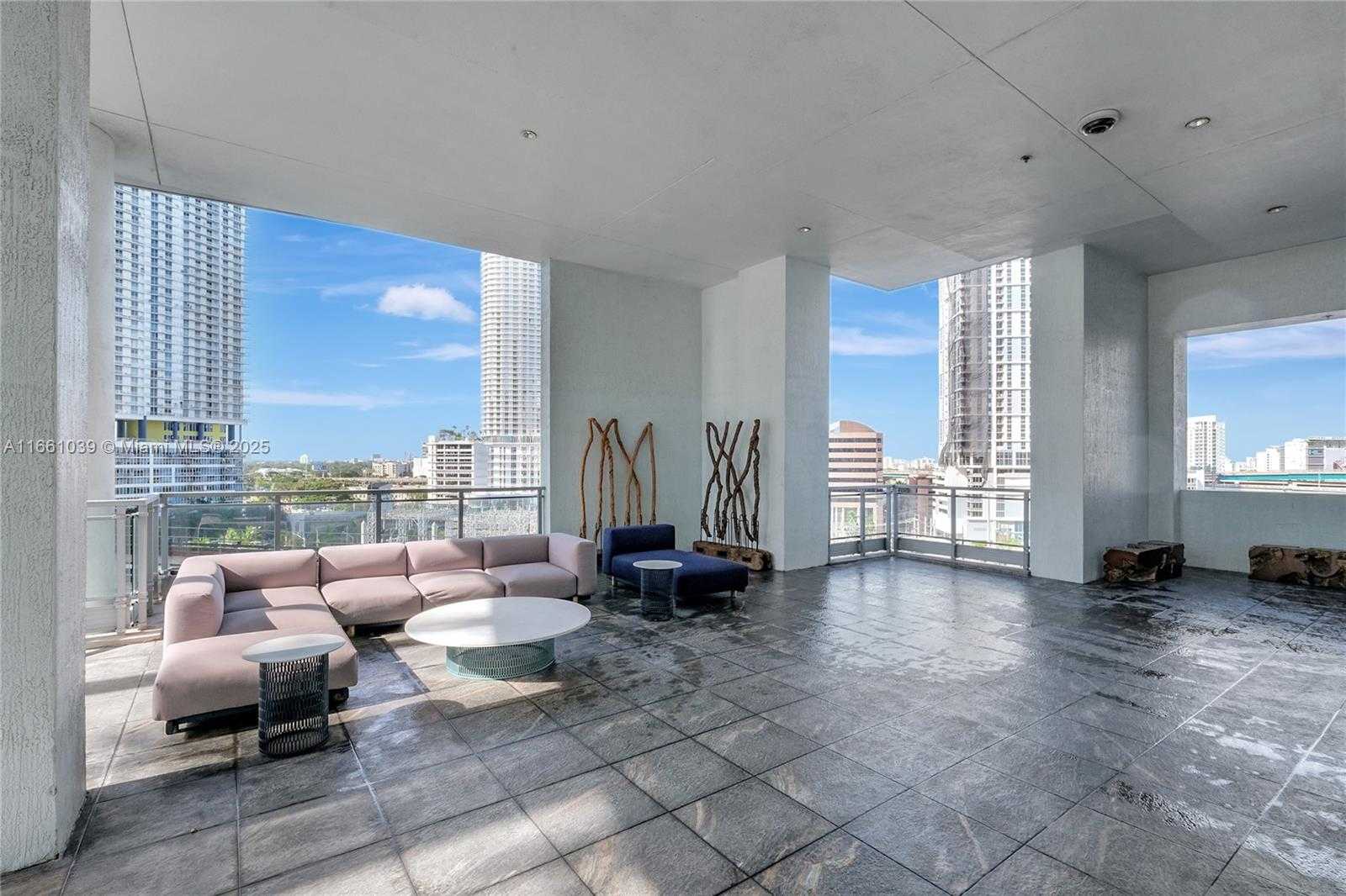 Small Image of 90 SOUTH WEST 3RD ST #1602, Miami Number 64