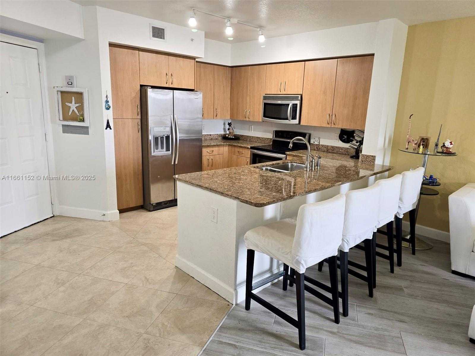 Small Image of 1830 RADIUS DR #1024, Hollywood Number 2