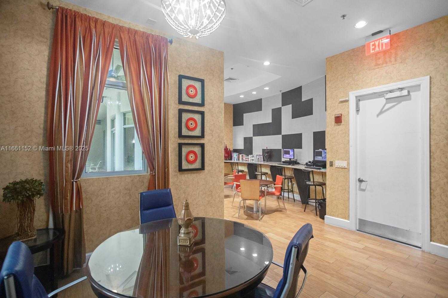 Small Image of 1830 RADIUS DR #1024, Hollywood Number 29