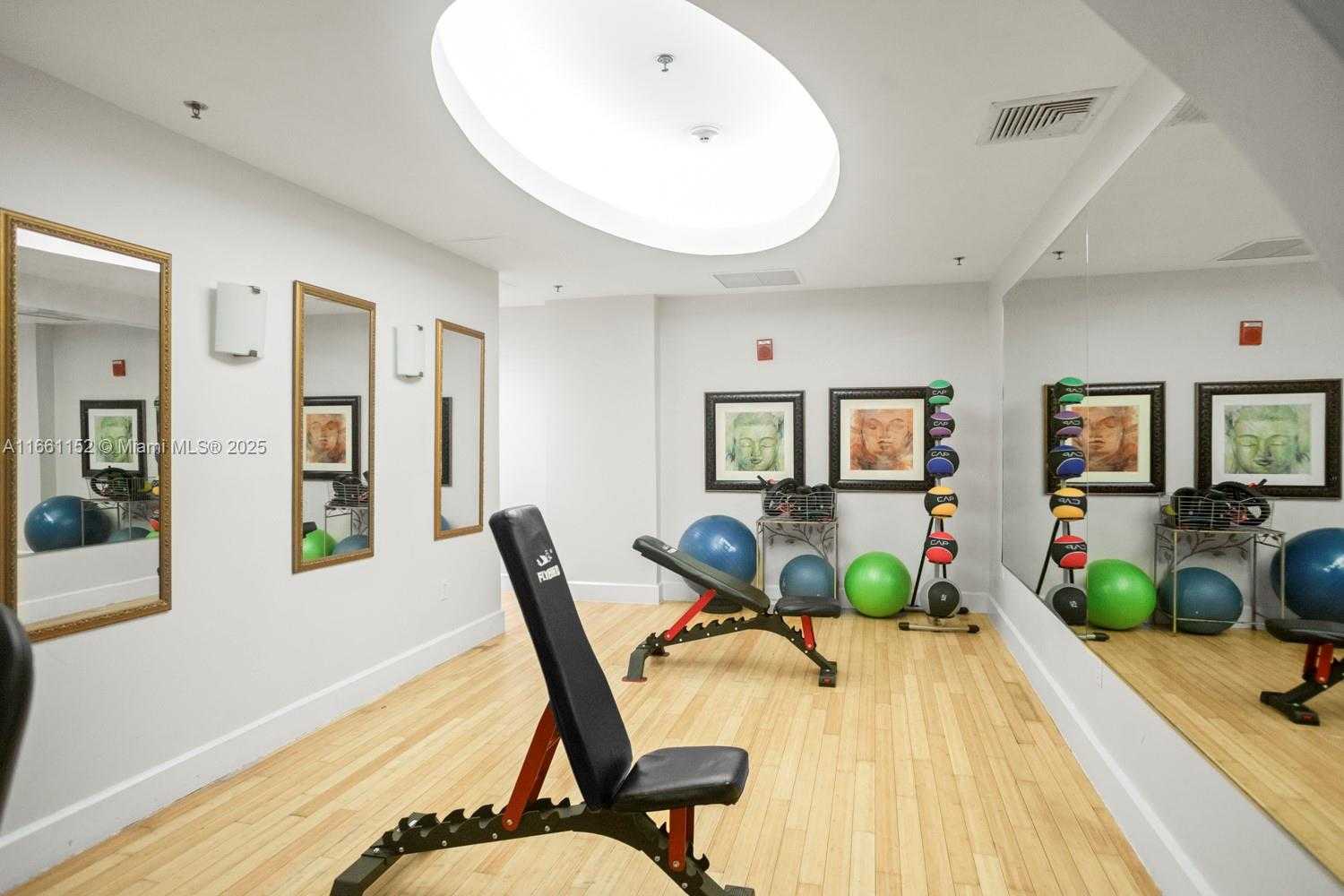 Small Image of 1830 RADIUS DR #1024, Hollywood Number 37