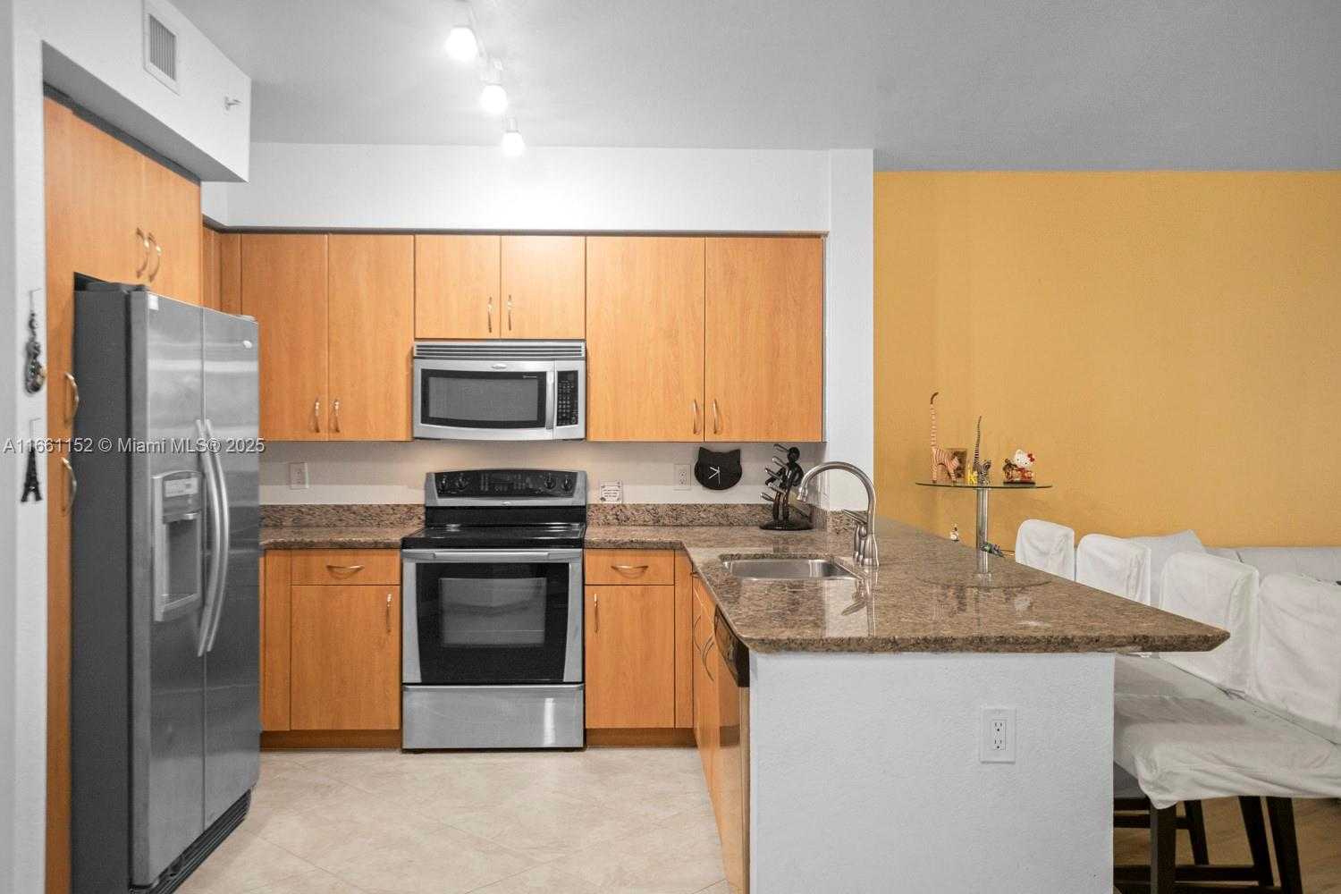 Small Image of 1830 RADIUS DR #1024, Hollywood Number 5
