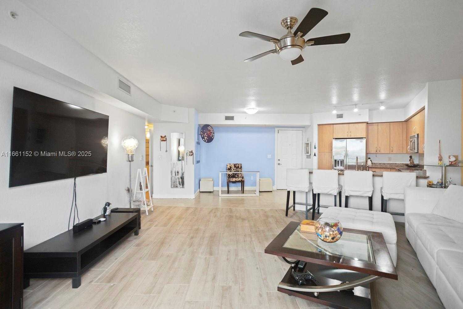 Small Image of 1830 RADIUS DR #1024, Hollywood Number 7