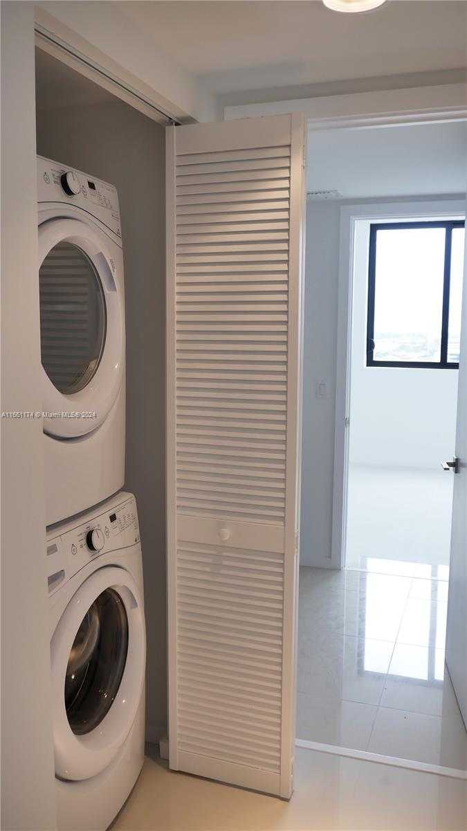 Small Image of 5252 NORTH WEST 85TH AVE #1601, Doral Number 14