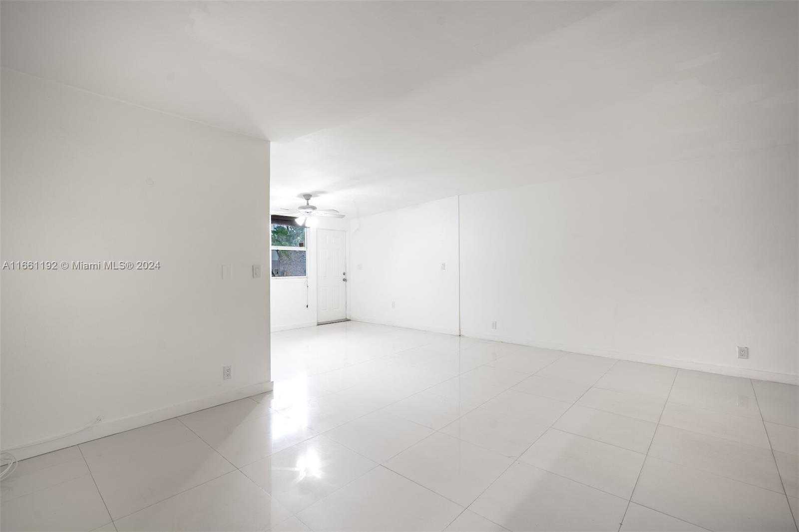 Small Image of 20350 WEST COUNTRY CLUB DR #123-4, Aventura Number 10