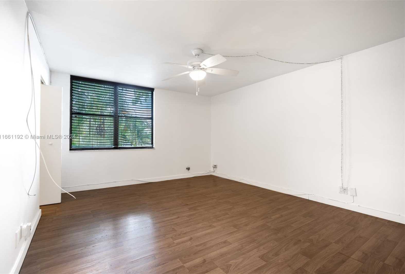 Small Image of 20350 WEST COUNTRY CLUB DR #123-4, Aventura Number 18