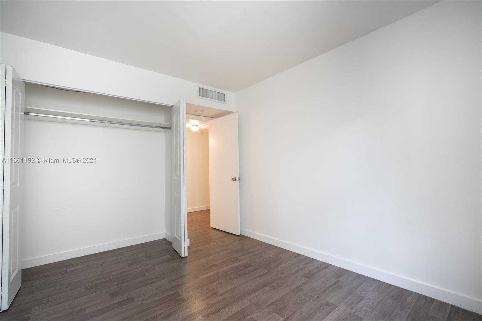 Small Image of 20350 WEST COUNTRY CLUB DR #123-4, Aventura Number 22