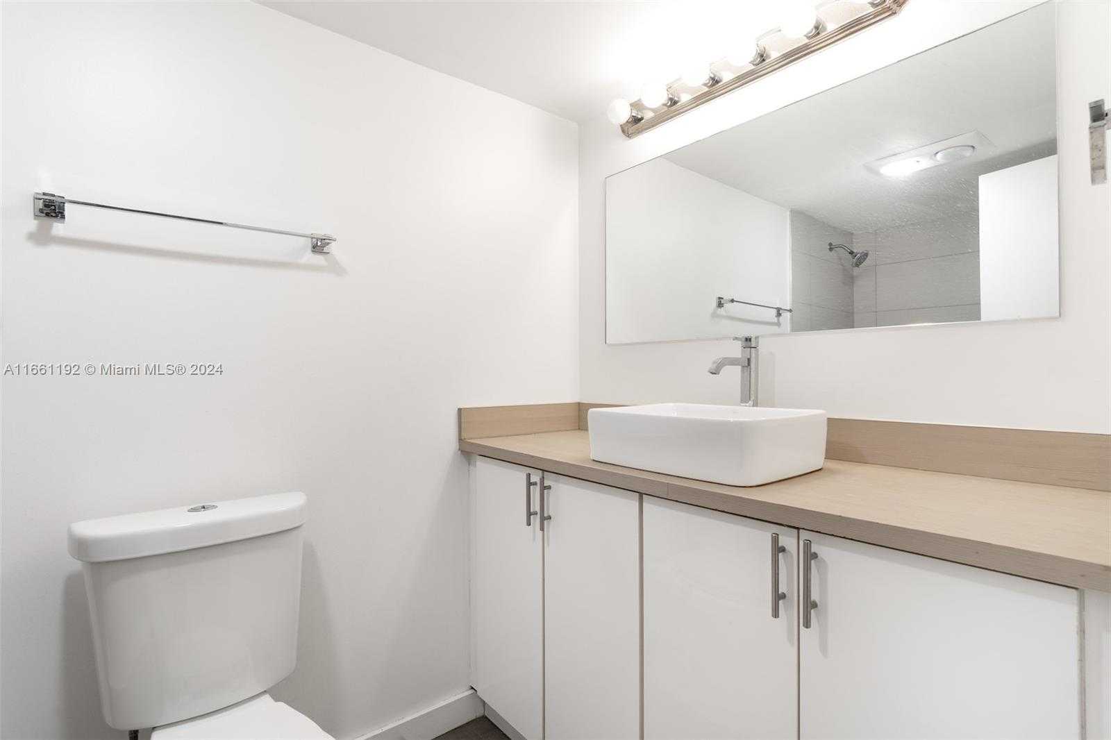 Small Image of 20350 WEST COUNTRY CLUB DR #123-4, Aventura Number 23