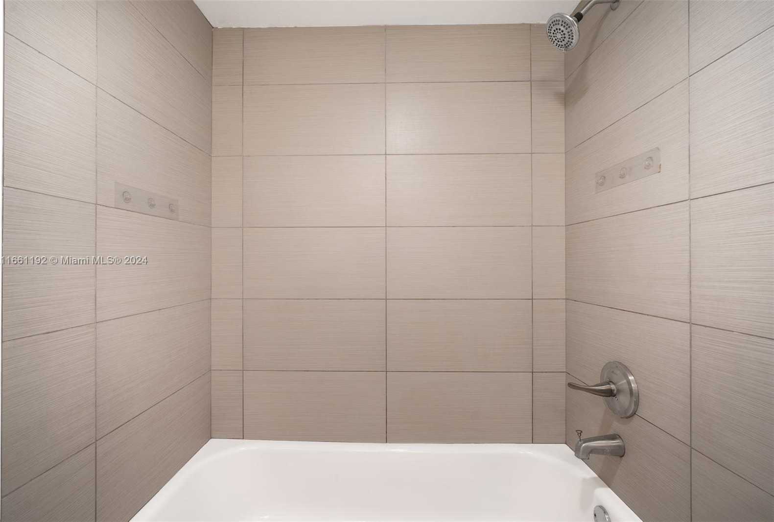 Small Image of 20350 WEST COUNTRY CLUB DR #123-4, Aventura Number 24