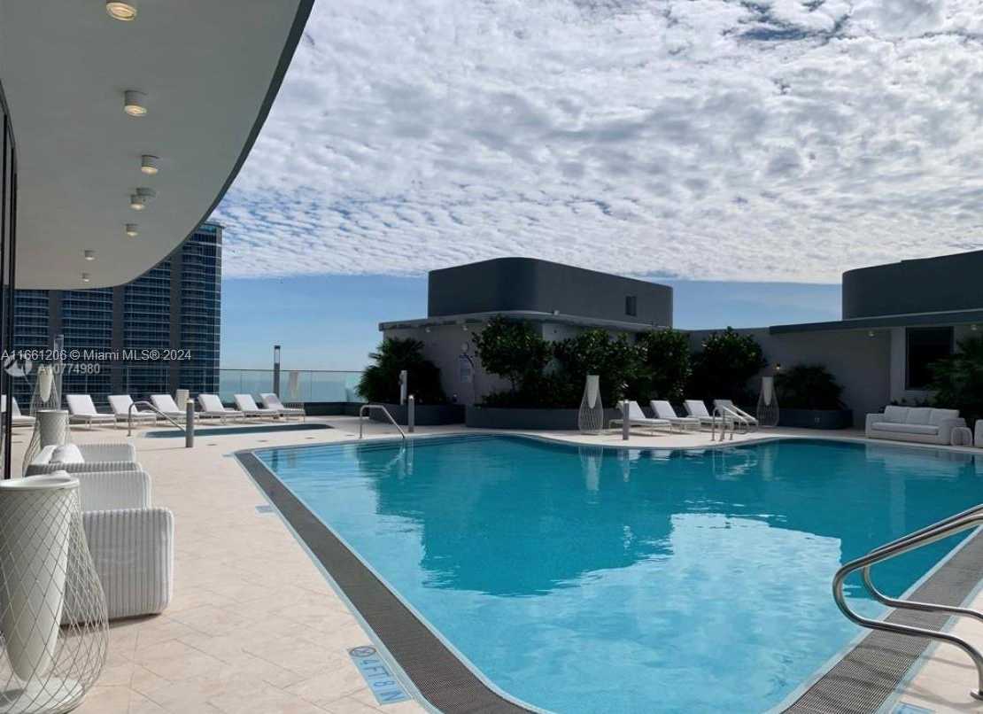 Small Image of 1000 BRICKELL PLZ #4905, Miami Number 31