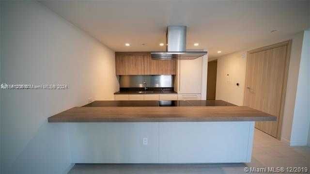 Small Image of 1000 BRICKELL PLZ #4905, Miami Number 9