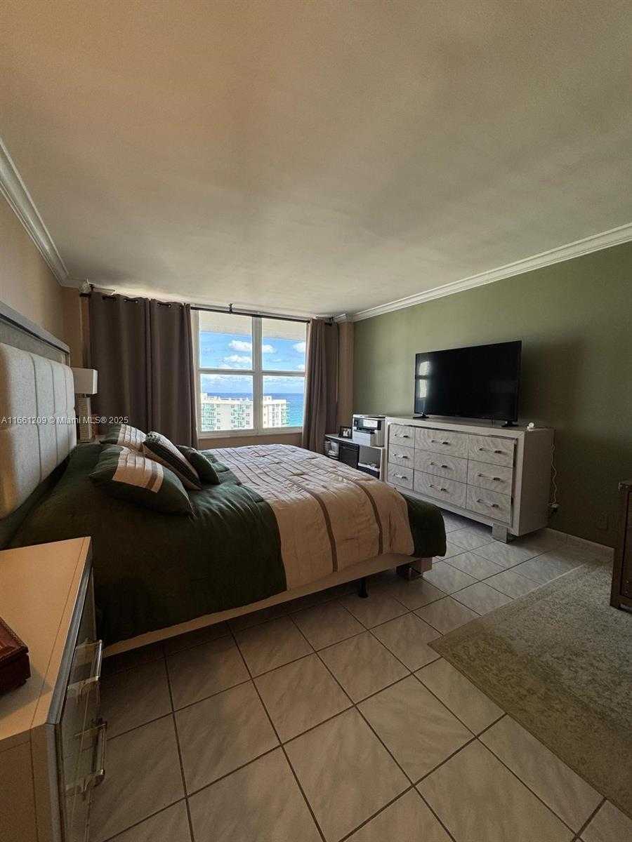 Small Image of 3800 SOUTH OCEAN DR #1816, Hollywood Number 26