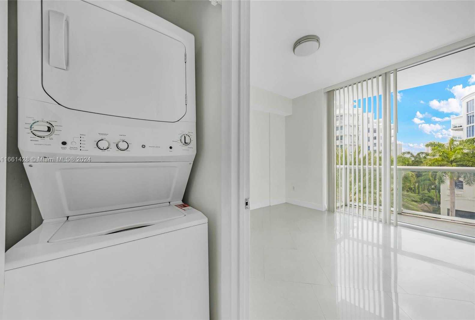 Small Image of 3131 NORTH EAST 188TH ST #2-507, Aventura Number 31