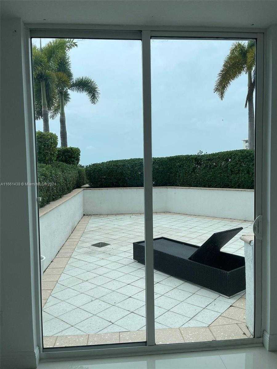 Small Image of 7900 HARBOR ISLAND DR #513, North Bay Village Number 24