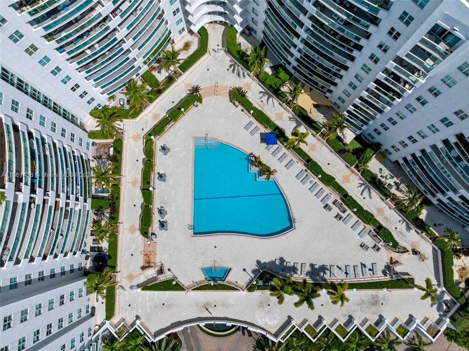 Small Image of 7900 HARBOR ISLAND DR #513, North Bay Village Number 32