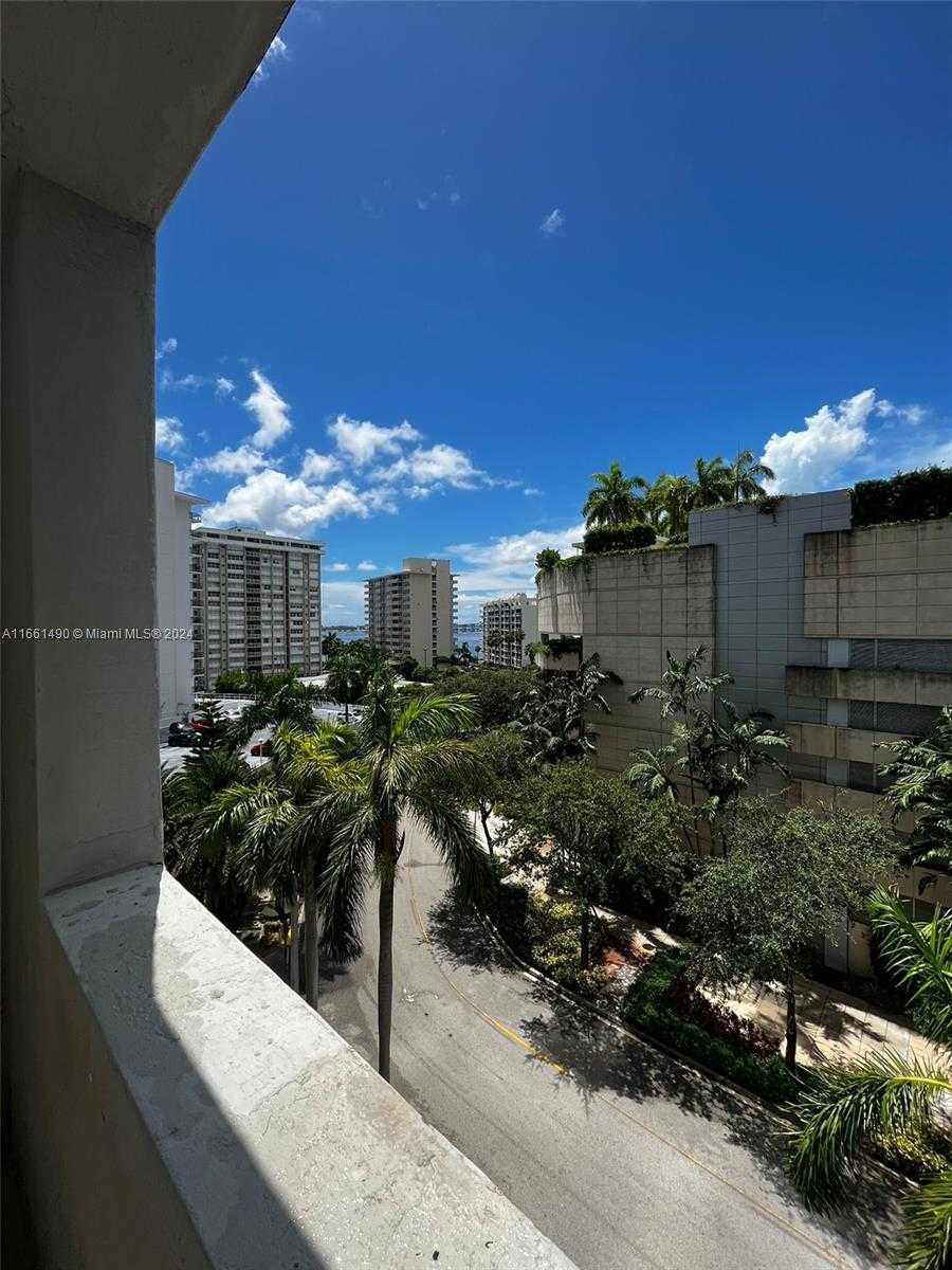Small Image of 185 SOUTH EAST 14TH TER #606, Miami Number 5