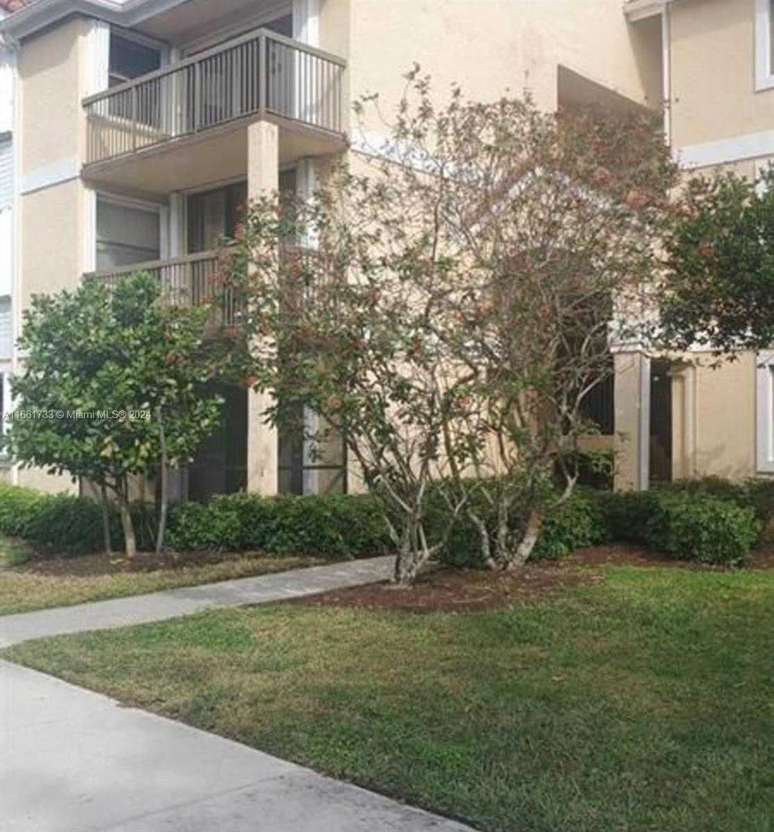 Small Image of 5761 RIVERSIDE DR #303B4, Coral Springs Number 13