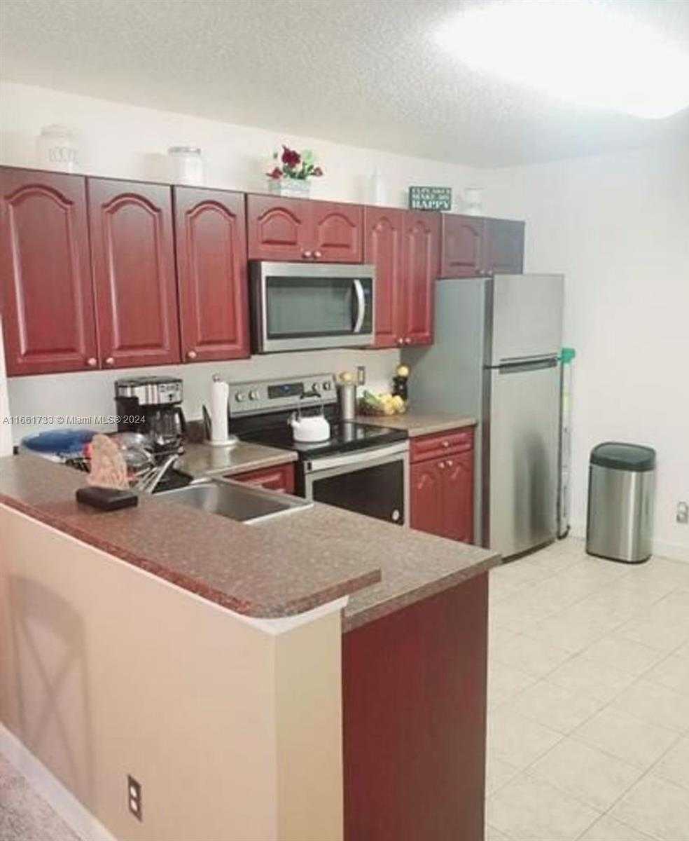 Small Image of 5761 RIVERSIDE DR #303B4, Coral Springs Number 4