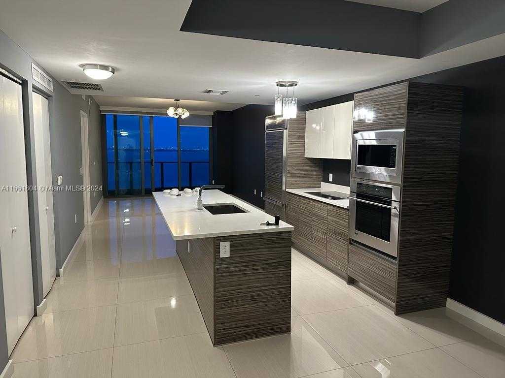 Small Image of 460 NORTH EAST 28 STREET #1407, Miami Number 4