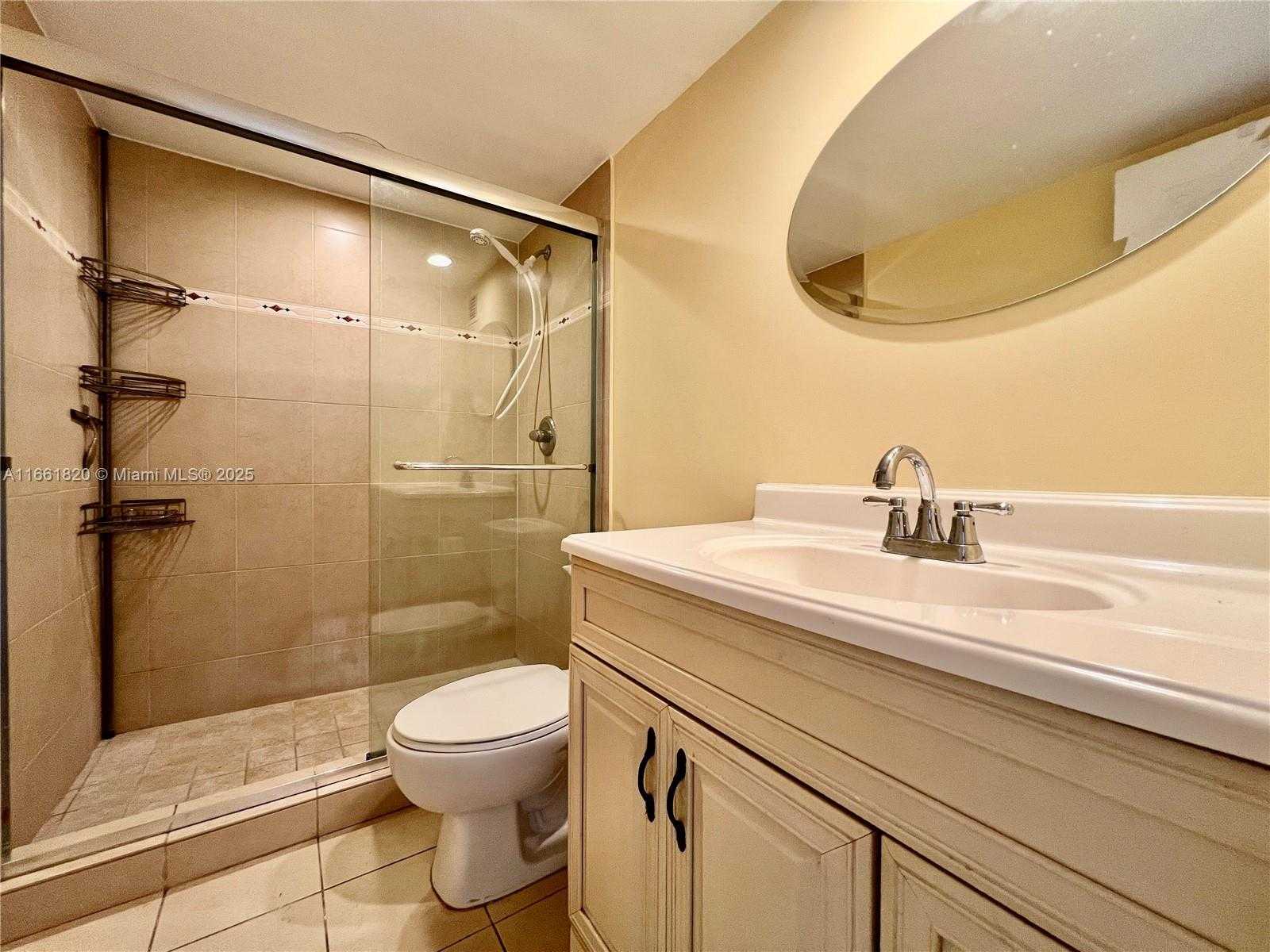 Small Image of 1833 SOUTH OCEAN DR #1109, Hallandale Beach Number 13