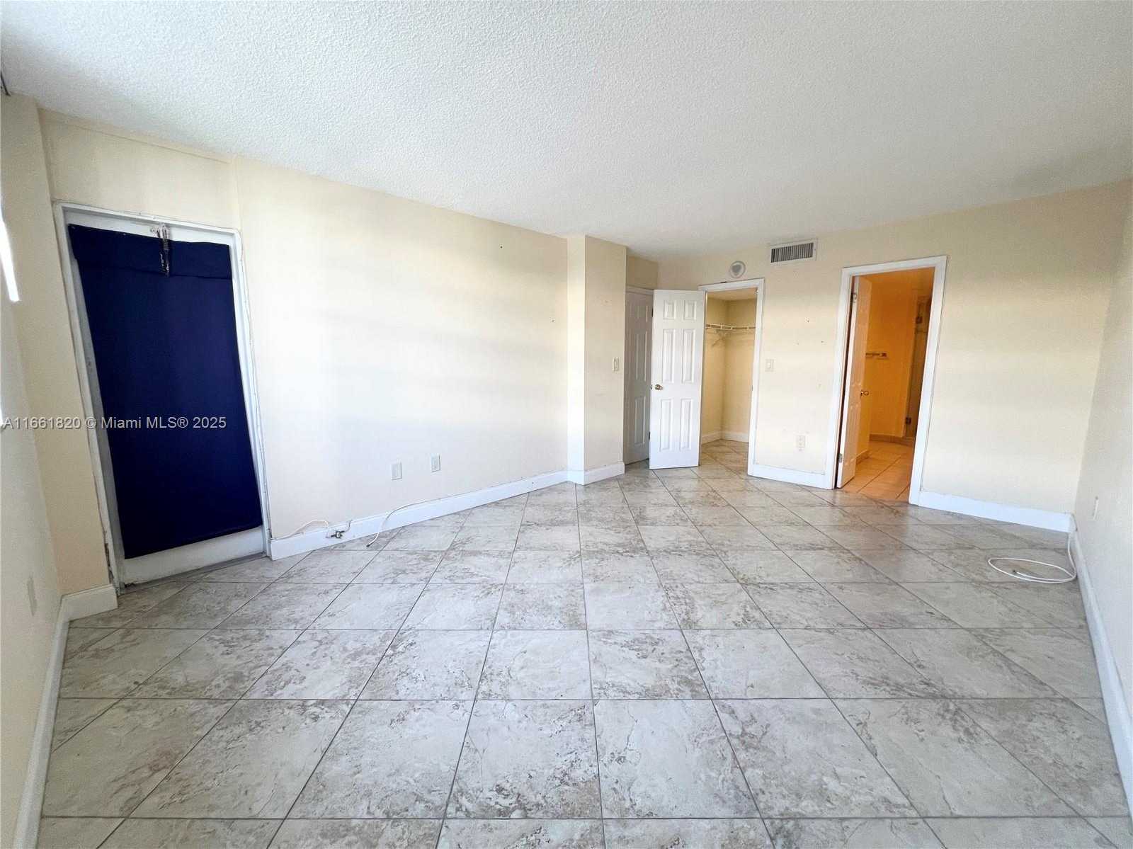 Small Image of 1833 SOUTH OCEAN DR #1109, Hallandale Beach Number 16