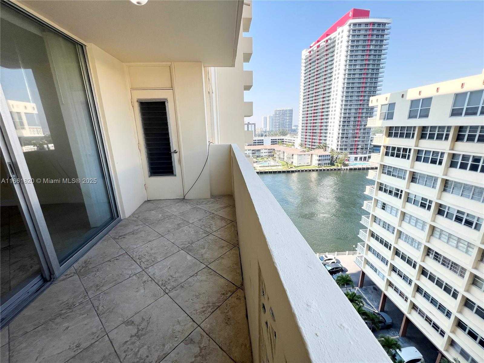 Small Image of 1833 SOUTH OCEAN DR #1109, Hallandale Beach Number 21