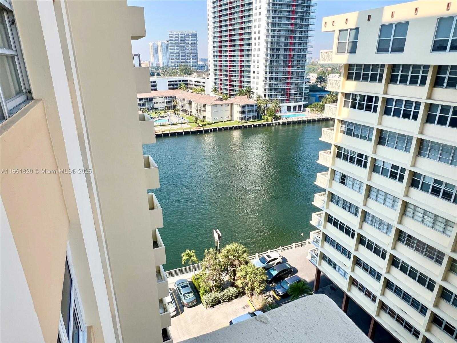 Small Image of 1833 SOUTH OCEAN DR #1109, Hallandale Beach Number 22