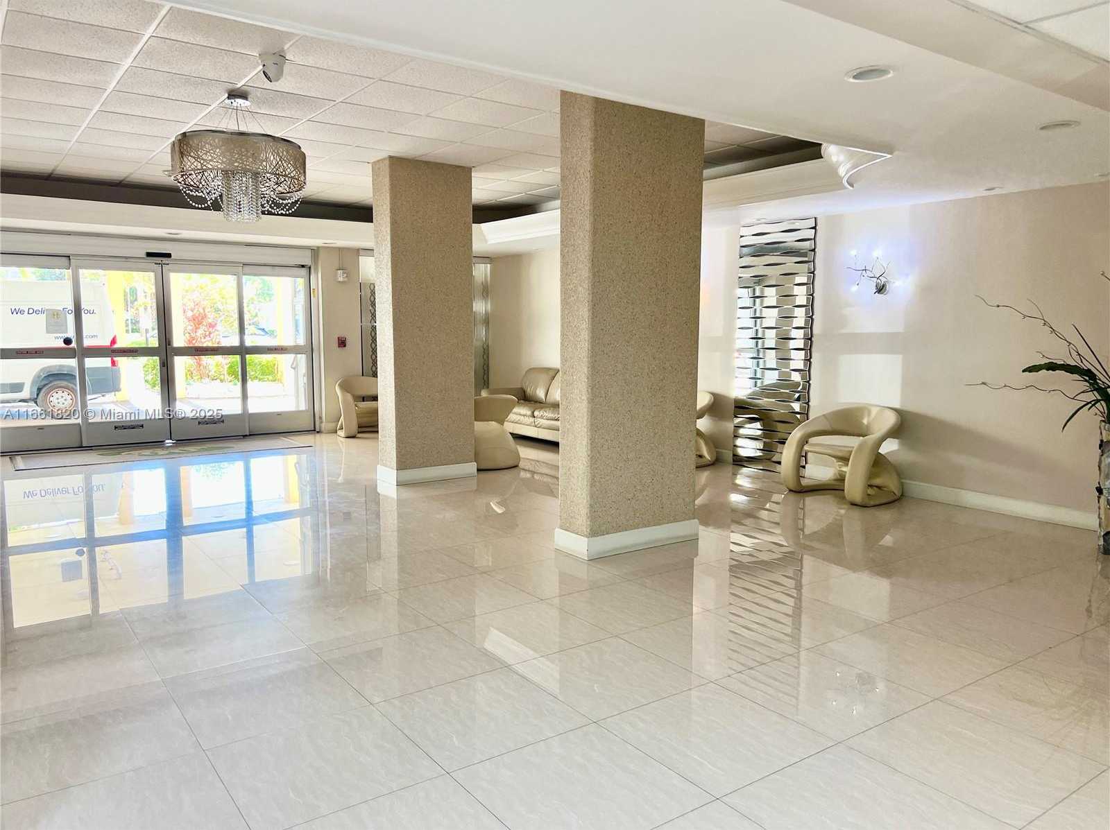 Small Image of 1833 SOUTH OCEAN DR #1109, Hallandale Beach Number 32