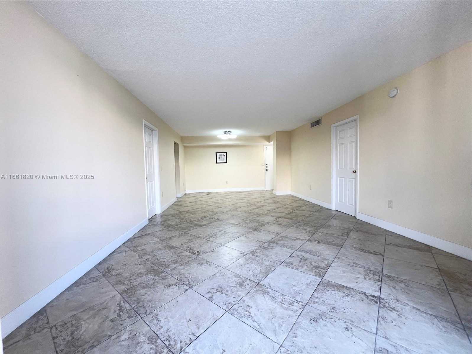 Small Image of 1833 SOUTH OCEAN DR #1109, Hallandale Beach Number 5
