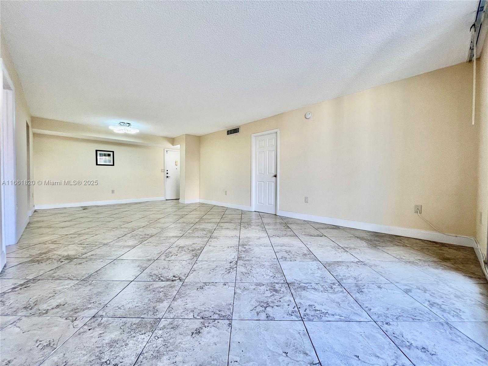 Small Image of 1833 SOUTH OCEAN DR #1109, Hallandale Beach Number 6