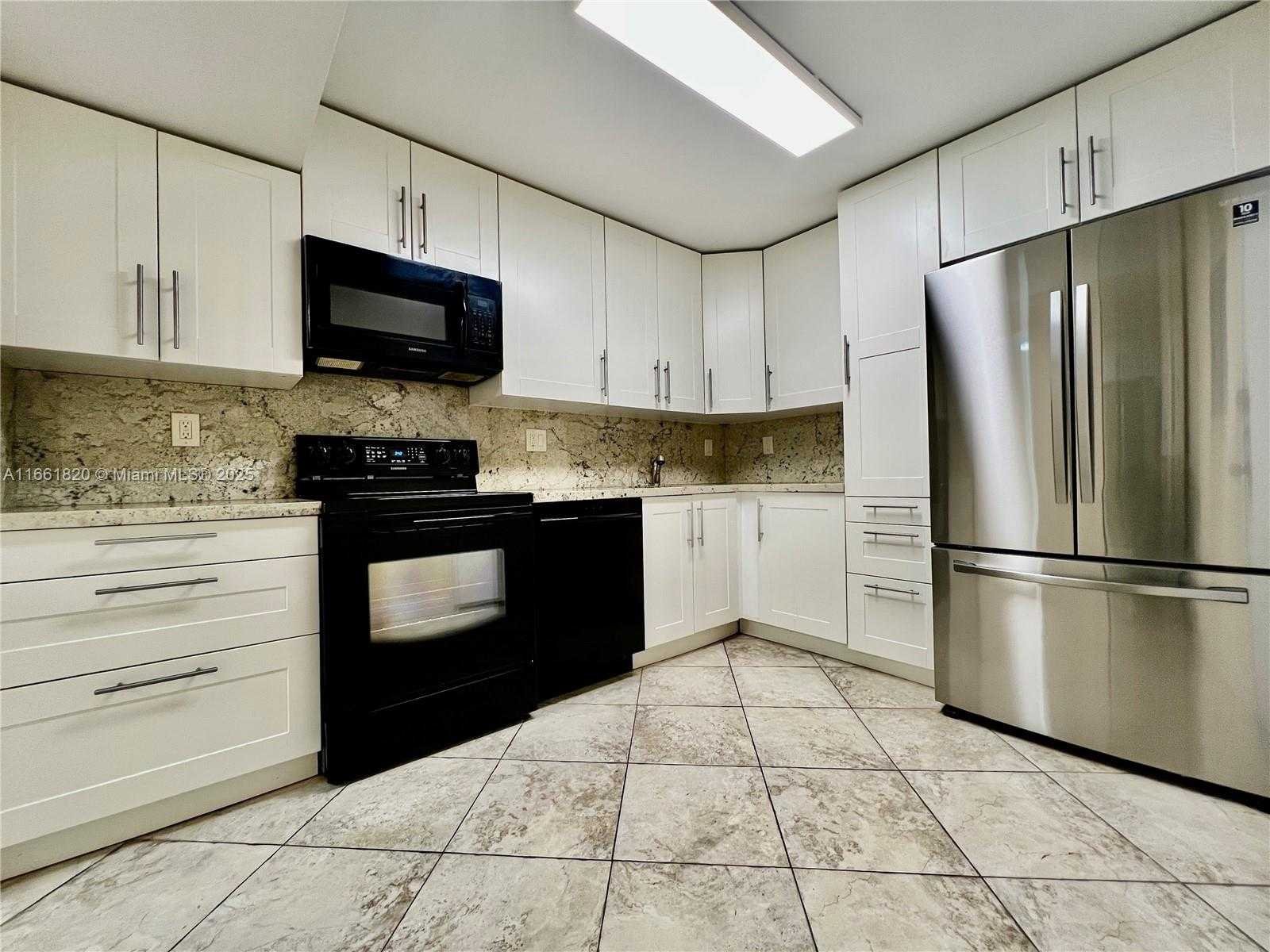 Small Image of 1833 SOUTH OCEAN DR #1109, Hallandale Beach Number 8