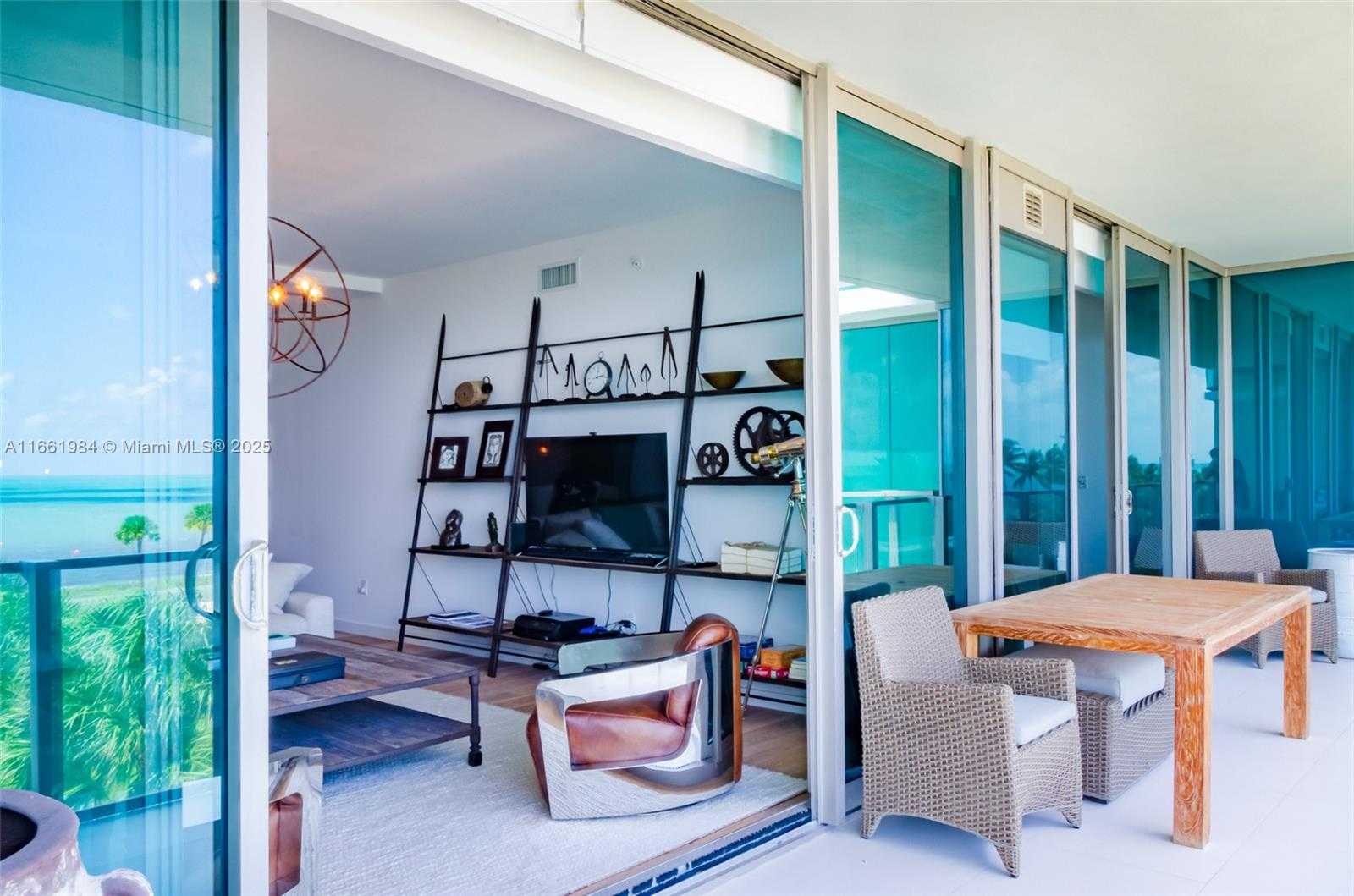 Small Image of 350 OCEAN DR #406N, Key Biscayne Number 18