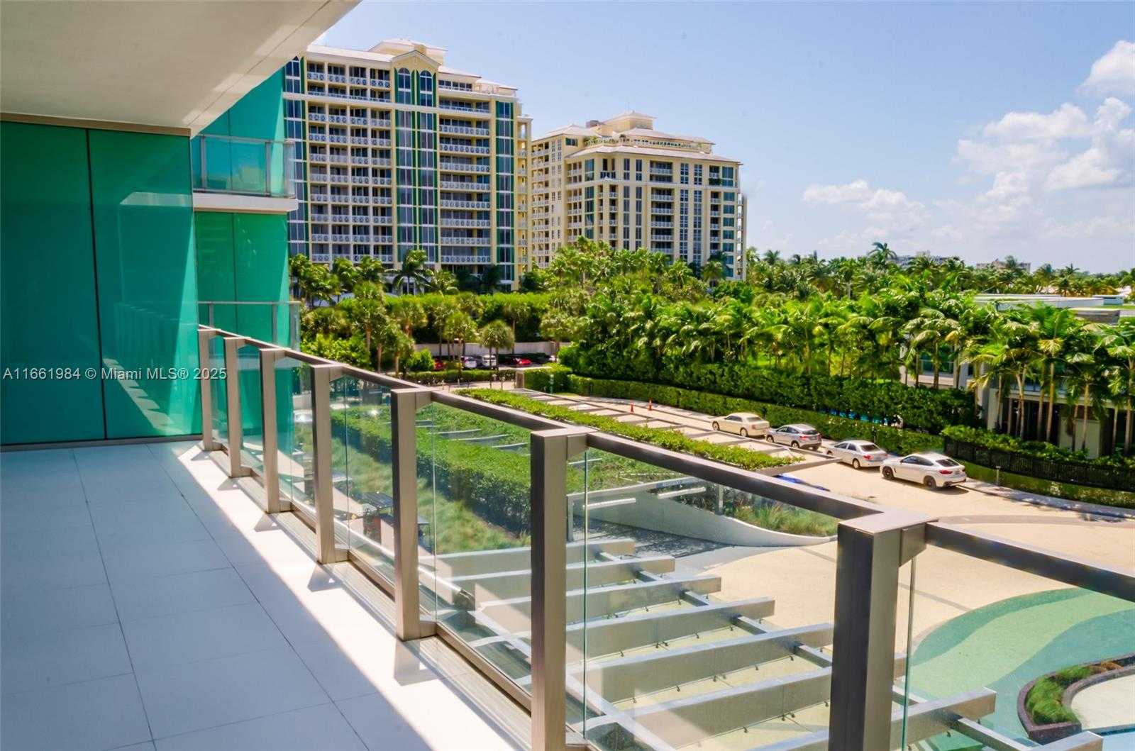 Small Image of 350 OCEAN DR #406N, Key Biscayne Number 31