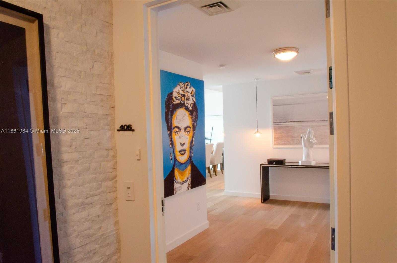 Small Image of 350 OCEAN DR #406N, Key Biscayne Number 4