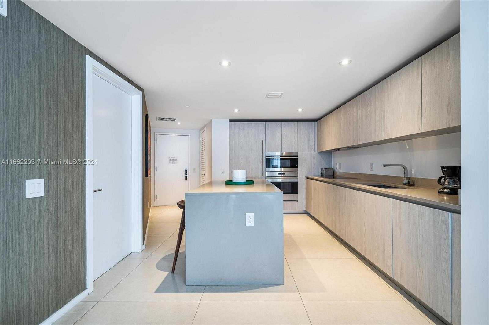 Small Image of 4111 SOUTH OCEAN DR #1912, Hollywood Number 2