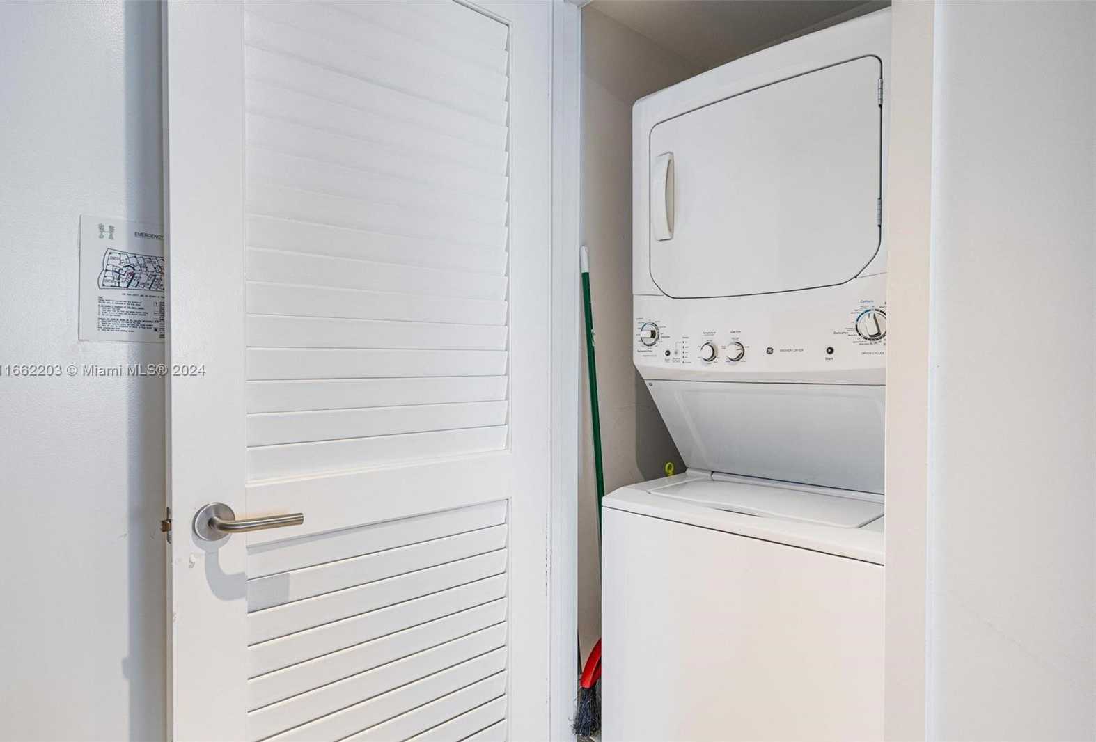 Small Image of 4111 SOUTH OCEAN DR #1912, Hollywood Number 26