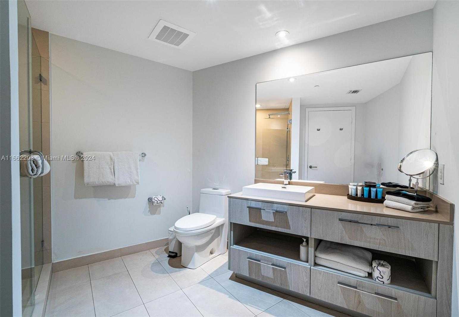 Small Image of 4111 SOUTH OCEAN DR #1912, Hollywood Number 8
