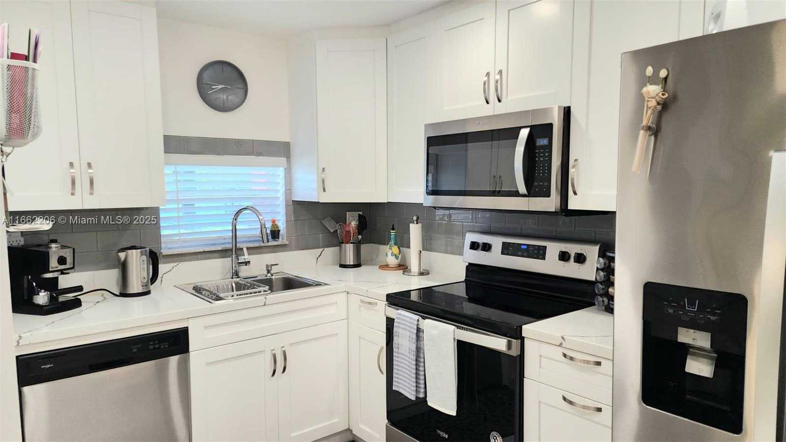 Small Image of 8930 SOUTH HOLLYBROOK BLVD #106, Pembroke Pines Number 10