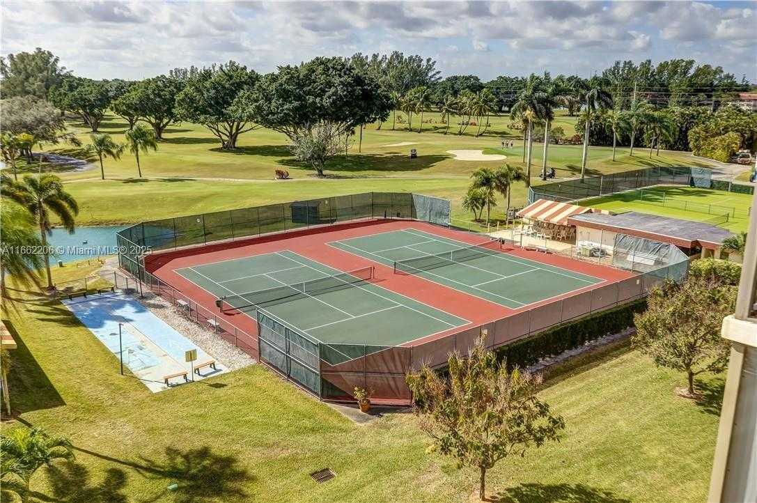 Small Image of 8930 SOUTH HOLLYBROOK BLVD #106, Pembroke Pines Number 30
