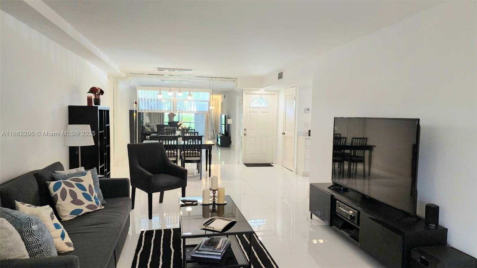 Small Image of 8930 SOUTH HOLLYBROOK BLVD #106, Pembroke Pines Number 31