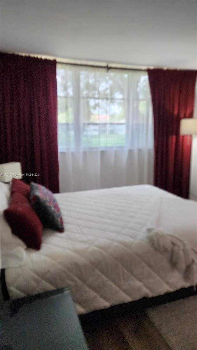Small Image of 8930 SOUTH HOLLYBROOK BLVD #106, Pembroke Pines Number 48