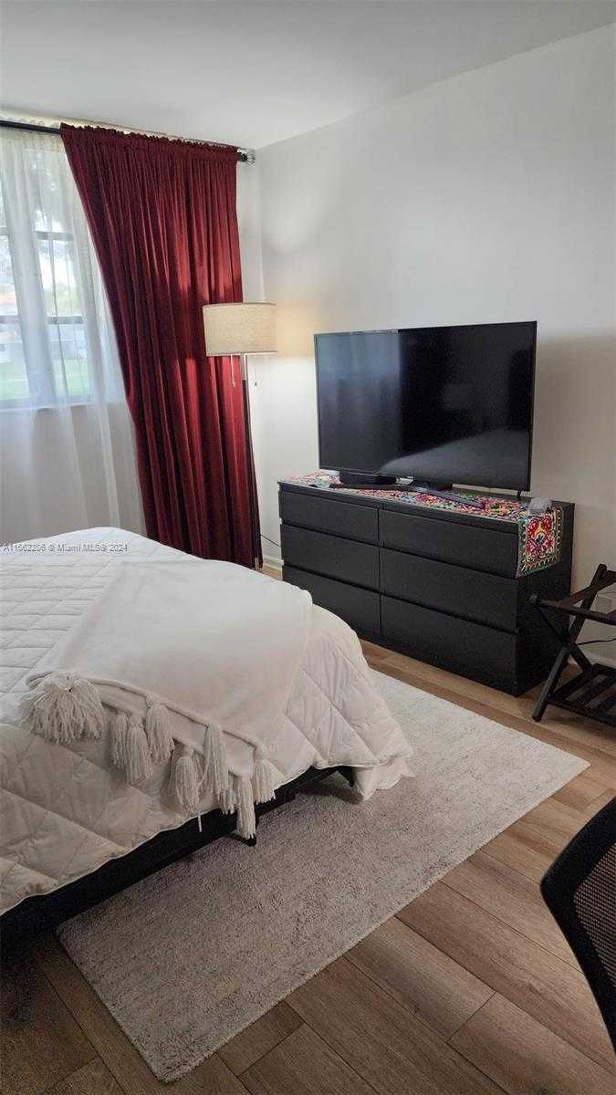 Small Image of 8930 SOUTH HOLLYBROOK BLVD #106, Pembroke Pines Number 51