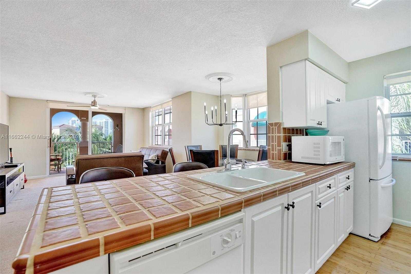 Small Image of 19877 EAST COUNTRY CLUB DR #3607, Aventura Number 8