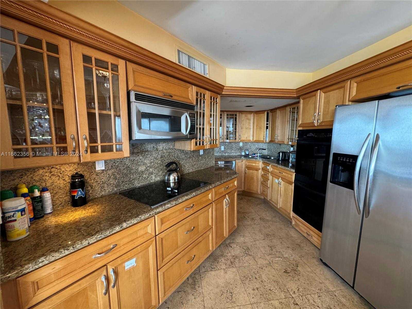 Small Image of 5151 COLLINS AVE #1023 & 1123, Miami Beach Number 18