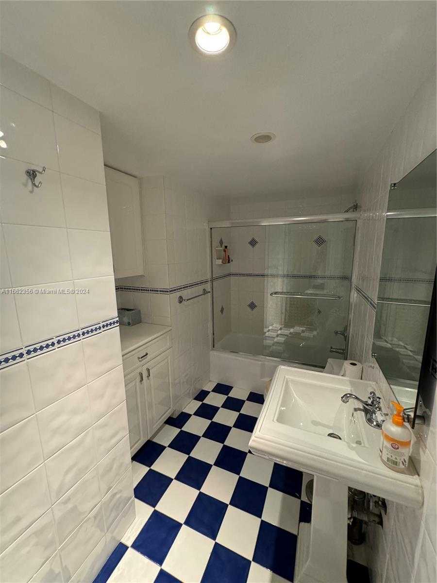 Small Image of 5151 COLLINS AVE #1023 & 1123, Miami Beach Number 36