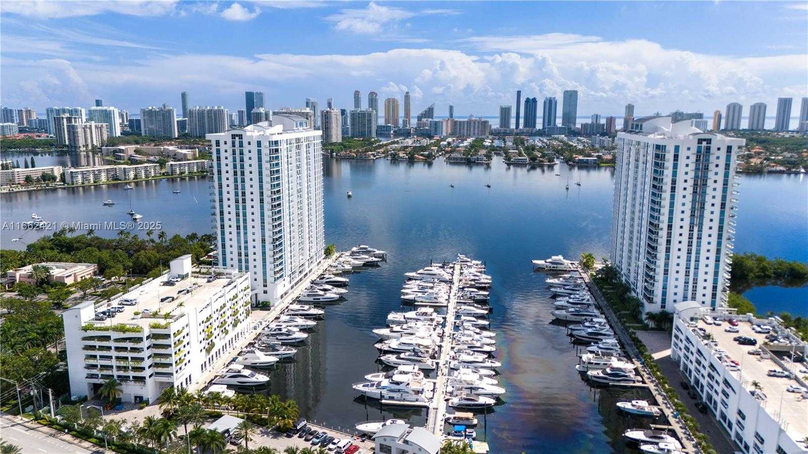 Small Image of 17301 BISCAYNE BLVD #205, North Miami Beach Number 31