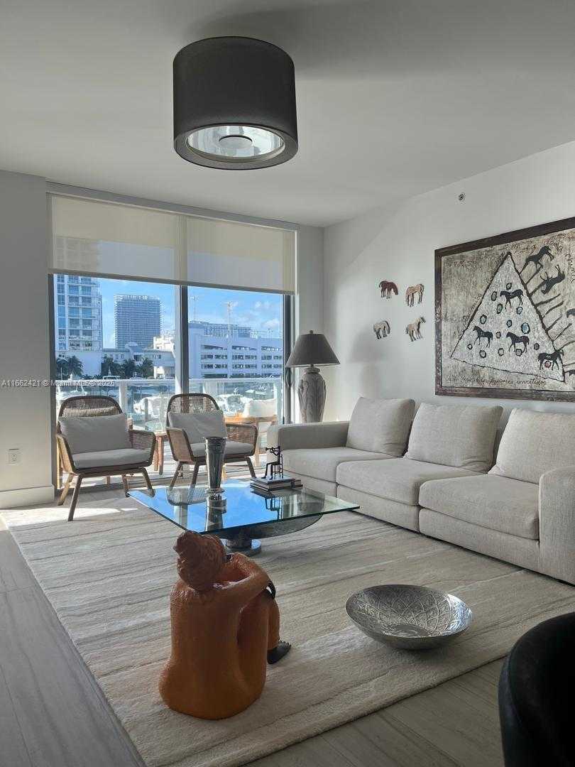 Small Image of 17301 BISCAYNE BLVD #205, North Miami Beach Number 5