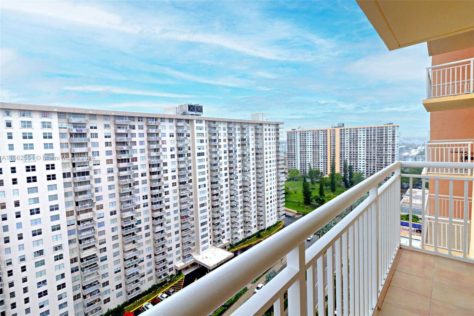 Small Image of 251 174TH ST #2012, Sunny Isles Beach Number 2