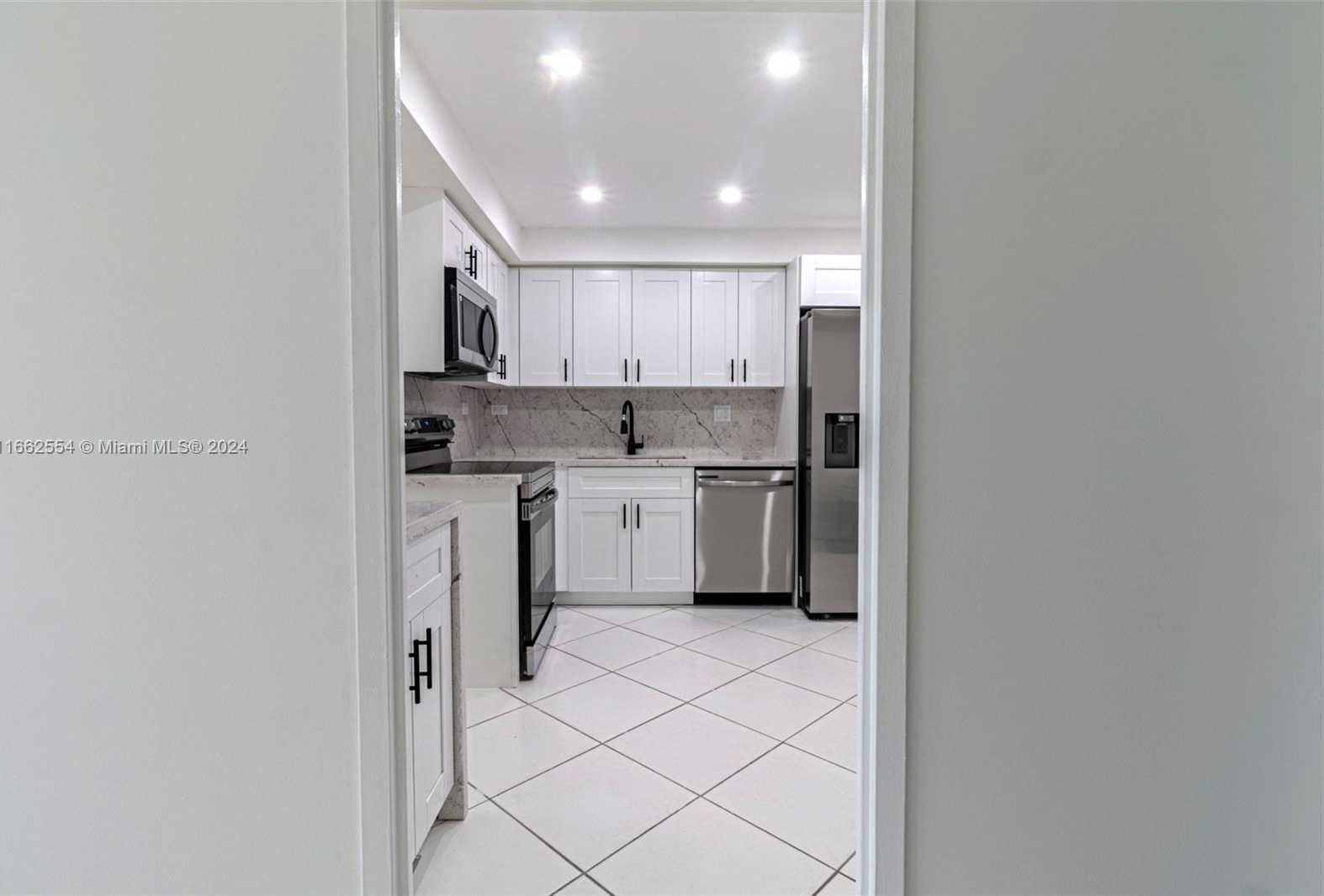 Small Image of 251 174TH ST #2012, Sunny Isles Beach Number 9