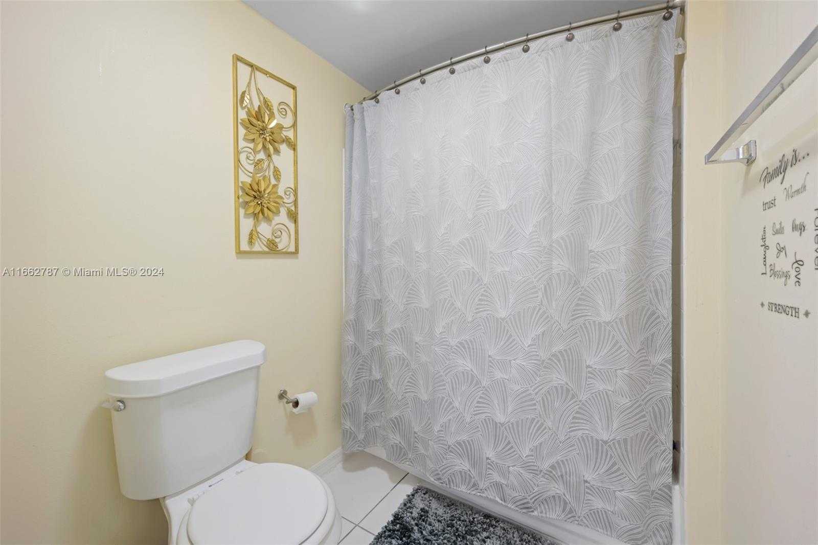 Small Image of 2412 CENTERGATE DR #103, Miramar Number 15