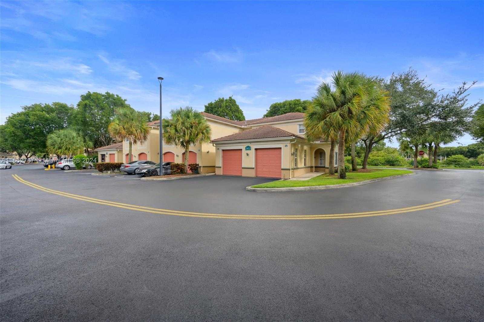 Small Image of 2412 CENTERGATE DR #103, Miramar Number 18